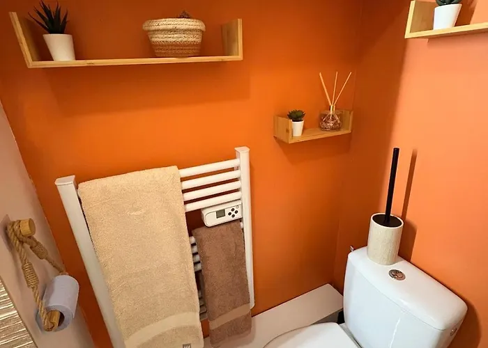 Le Nid Dhistoire Avec Vue Sur La Cathédrale Appartement